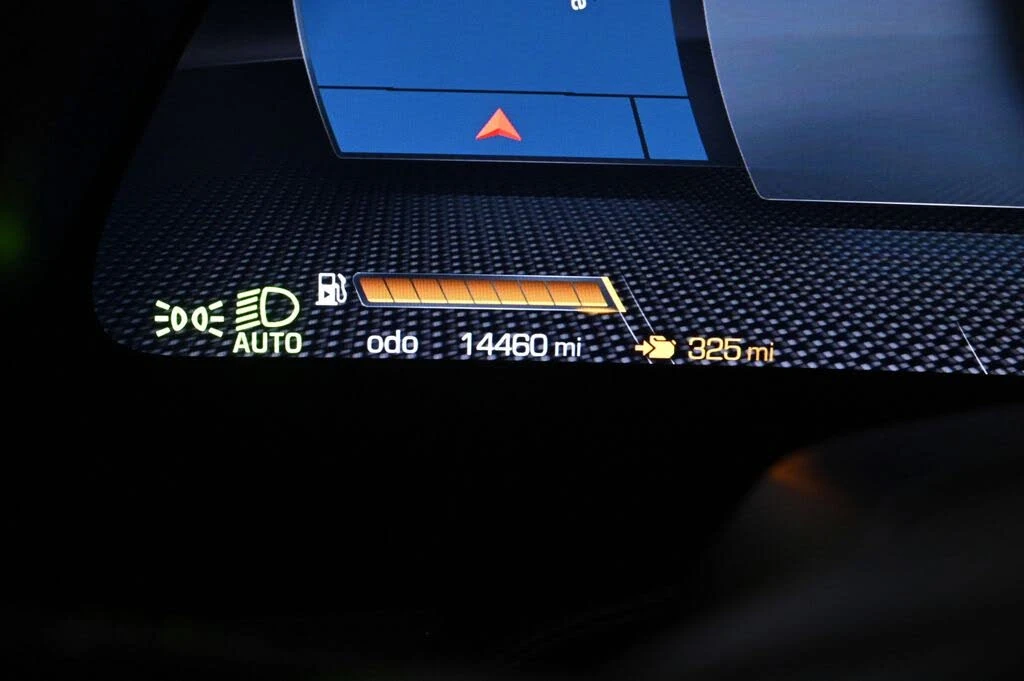2022 Ferrari Roma - Image 13 of 30