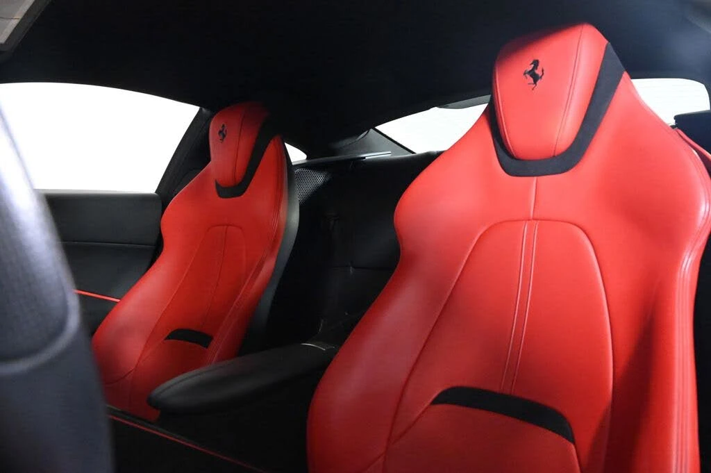 2022 Ferrari Roma - Image 17 of 30