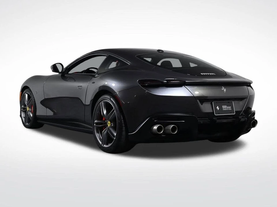 2022 Ferrari Roma - Image 2 of 30