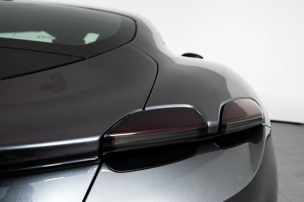 2022 Ferrari Roma - Image 22 of 31