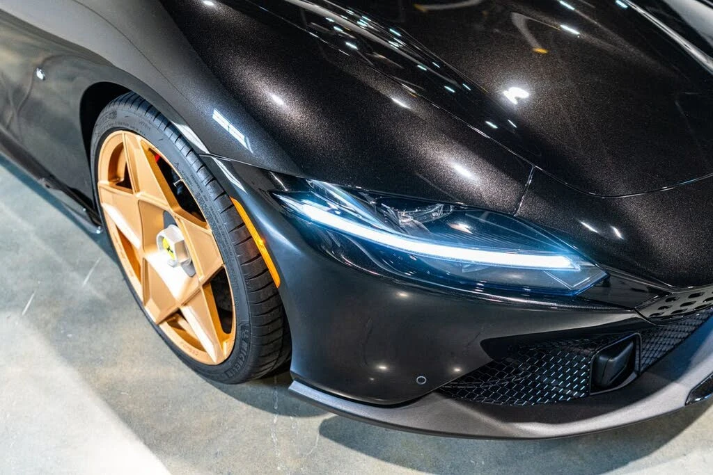 2022 Ferrari Roma - Image 12 of 31