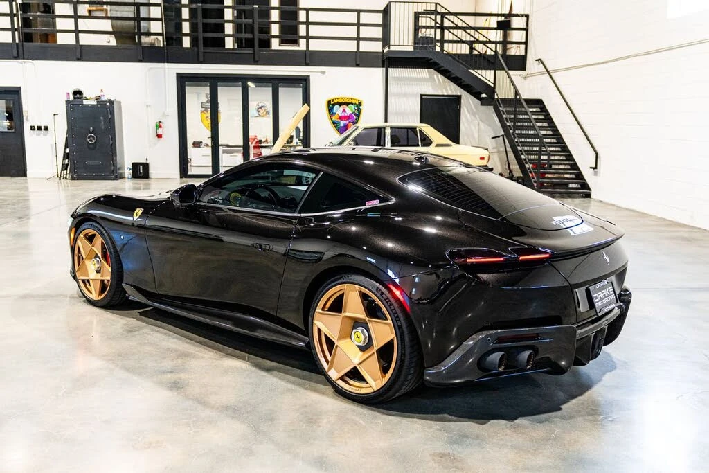 2022 Ferrari Roma - Image 4 of 31