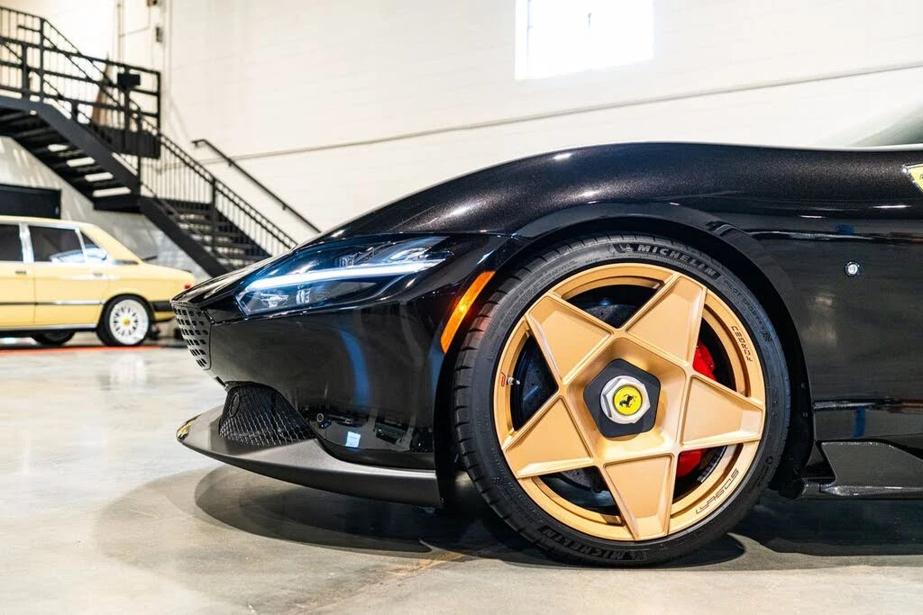 2022 Ferrari Roma - Image 10 of 31