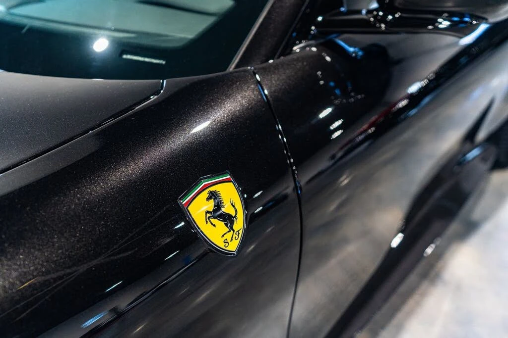 2022 Ferrari Roma - Image 13 of 31