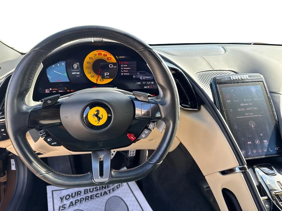 2022 Ferrari Roma - Image 13 of 21