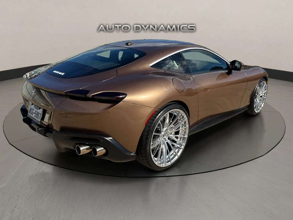 2022 Ferrari Roma - Image 5 of 21
