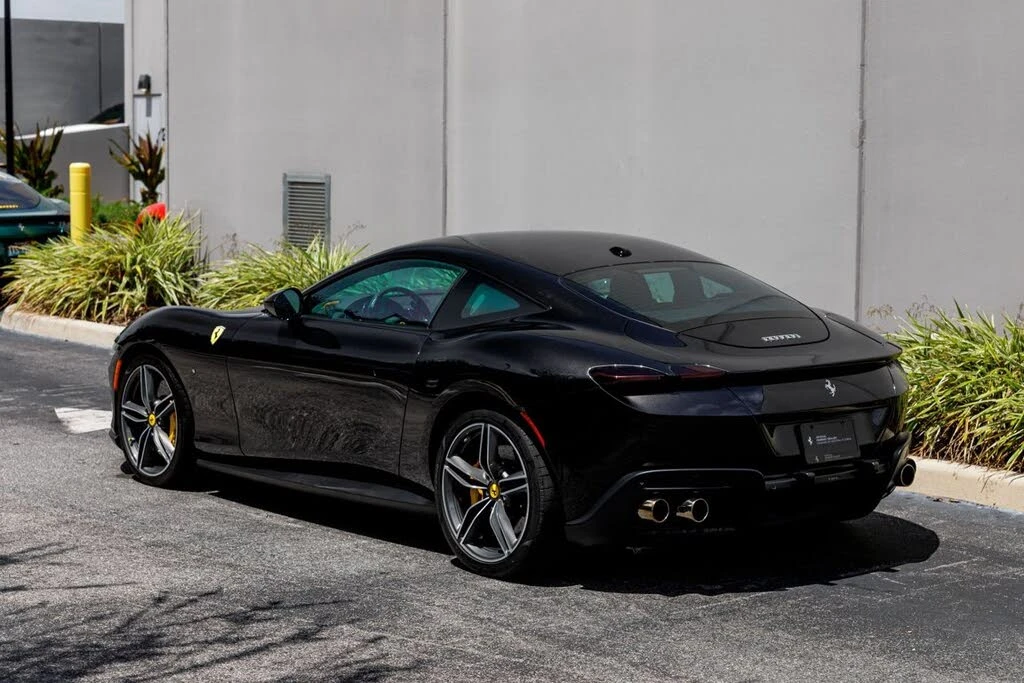 2022 Ferrari Roma - Image 3 of 31