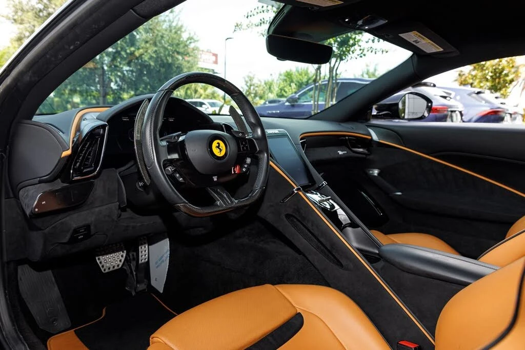 2022 Ferrari Roma - Image 26 of 31