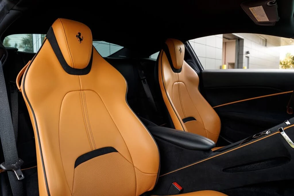 2022 Ferrari Roma - Image 13 of 31