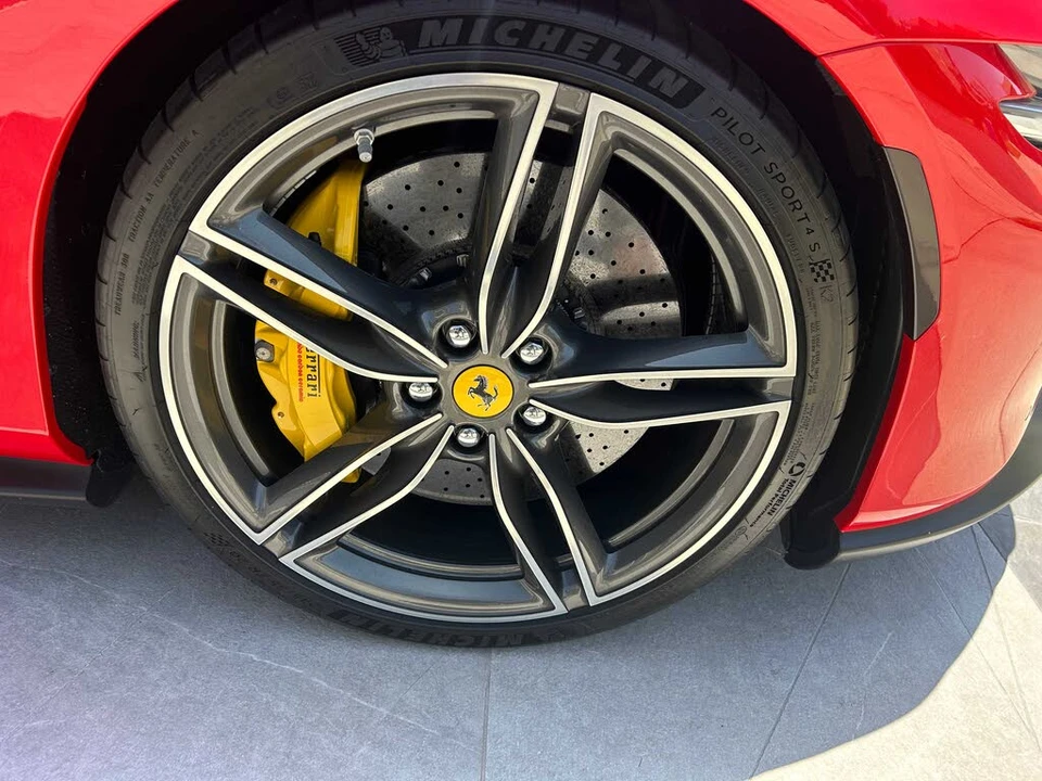 2022 Ferrari Roma - Image 5 of 22