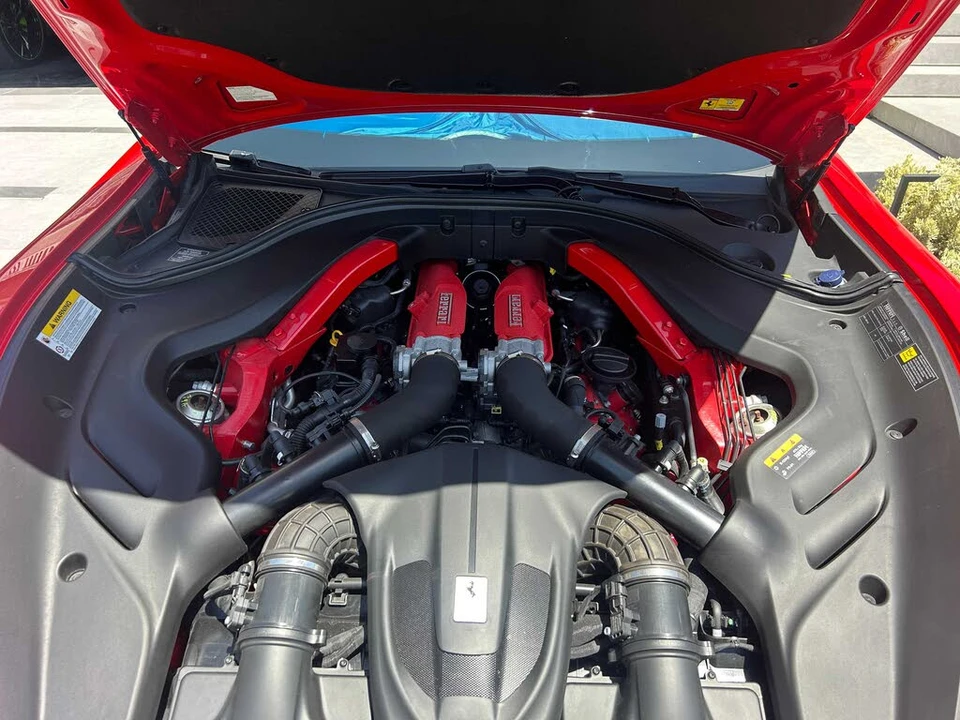 2022 Ferrari Roma - Image 11 of 22