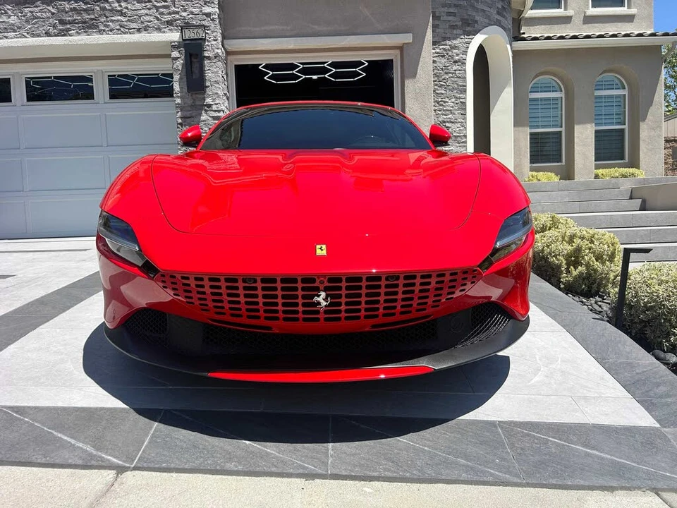 2022 Ferrari Roma - Image 2 of 22