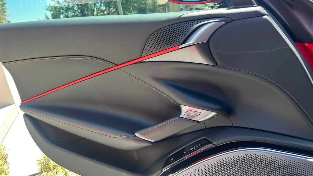 2022 Ferrari Roma - Image 18 of 22