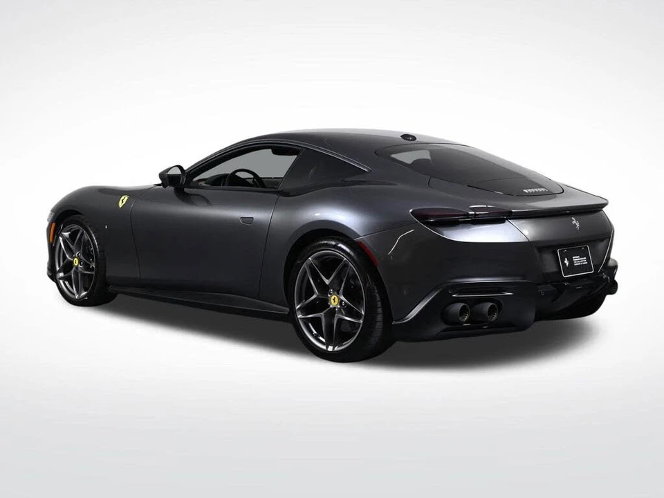 2022 Ferrari Roma - Image 2 of 26