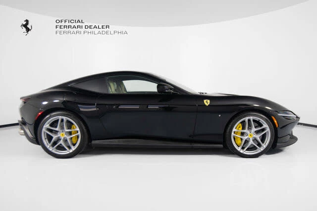2022 Ferrari Roma - Image 8 of 20