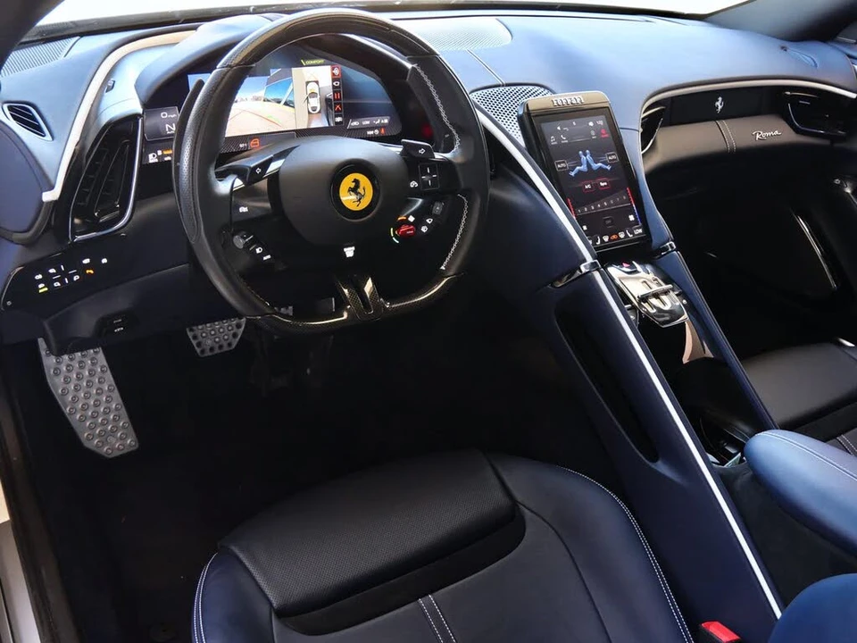 2022 Ferrari Roma - Image 10 of 27