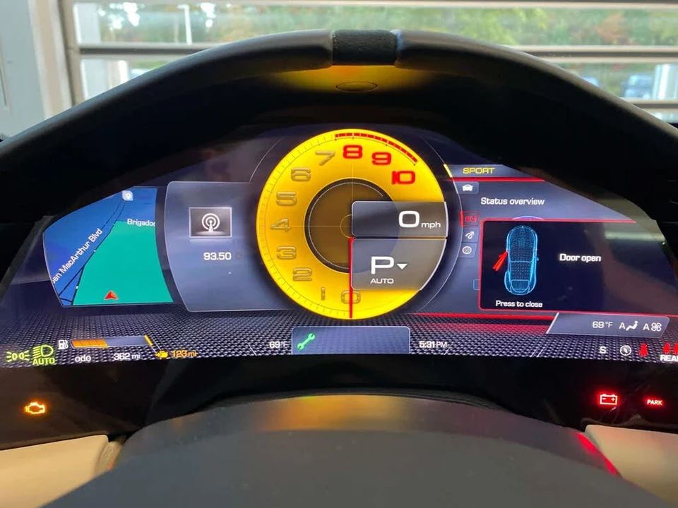 2022 Ferrari Roma - Image 10 of 12