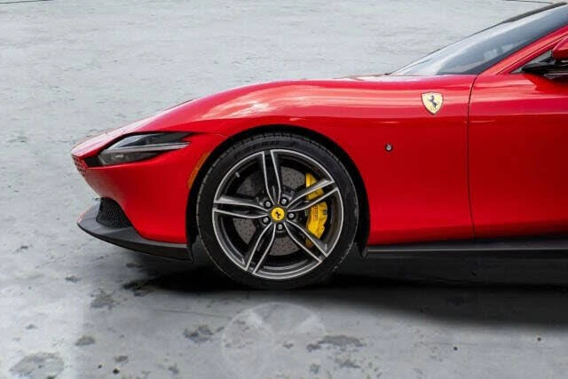 2022 Ferrari Roma - Image 8 of 11