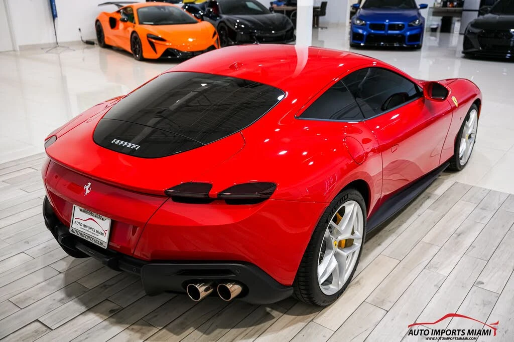 2022 Ferrari Roma - Image 21 of 31