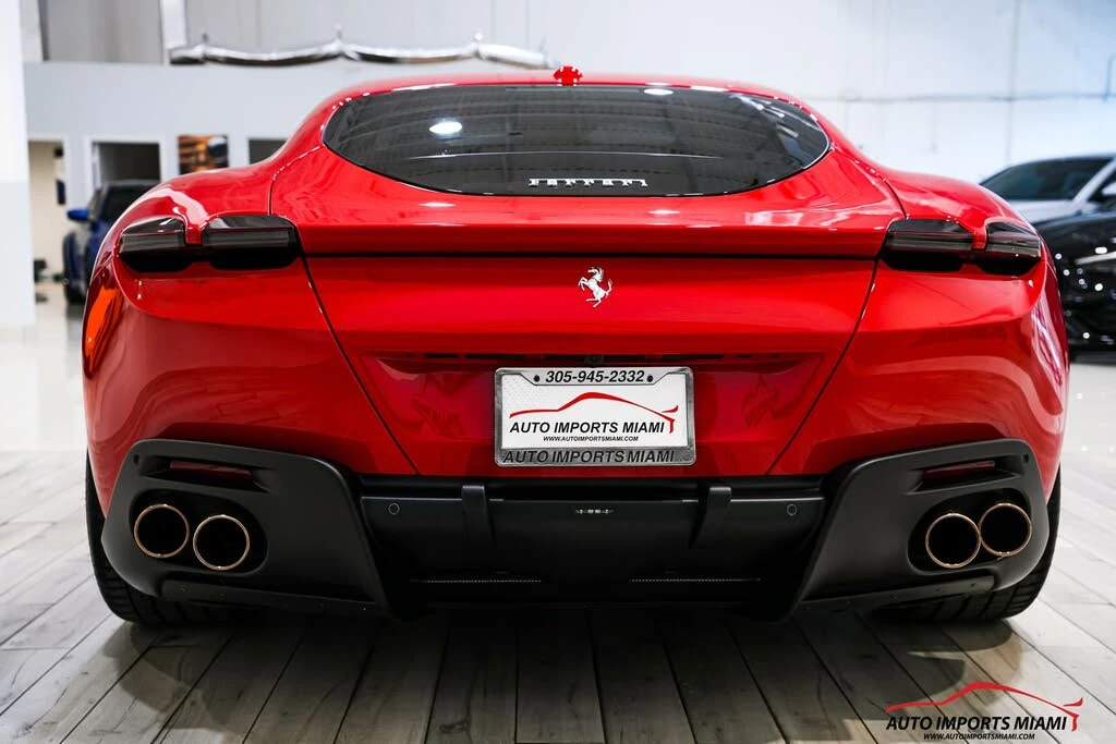2022 Ferrari Roma - Image 18 of 31