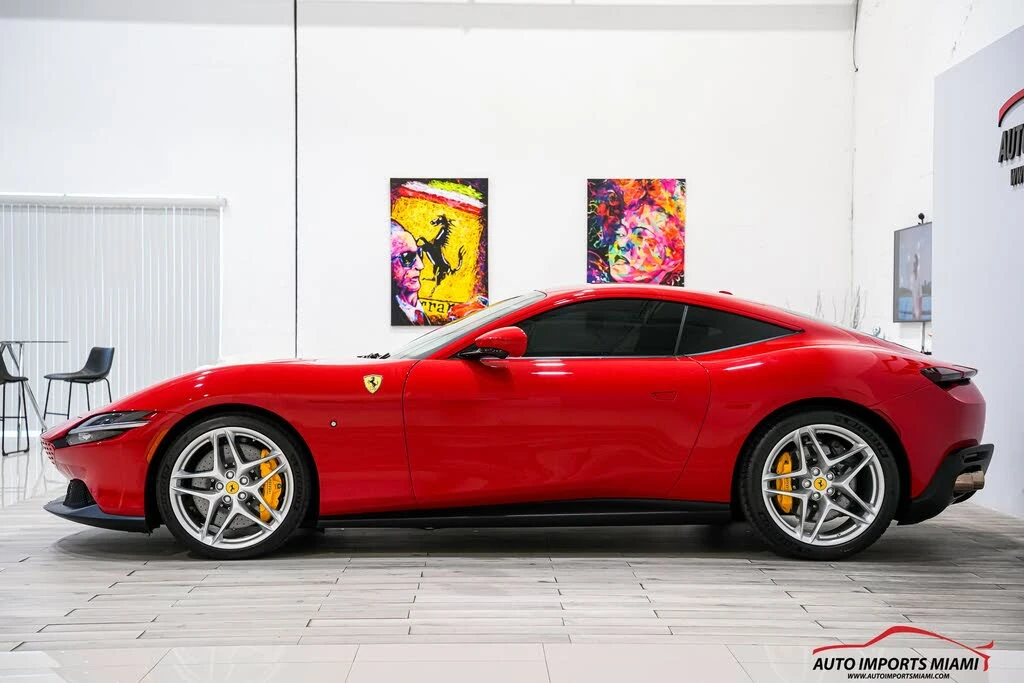2022 Ferrari Roma - Image 11 of 31