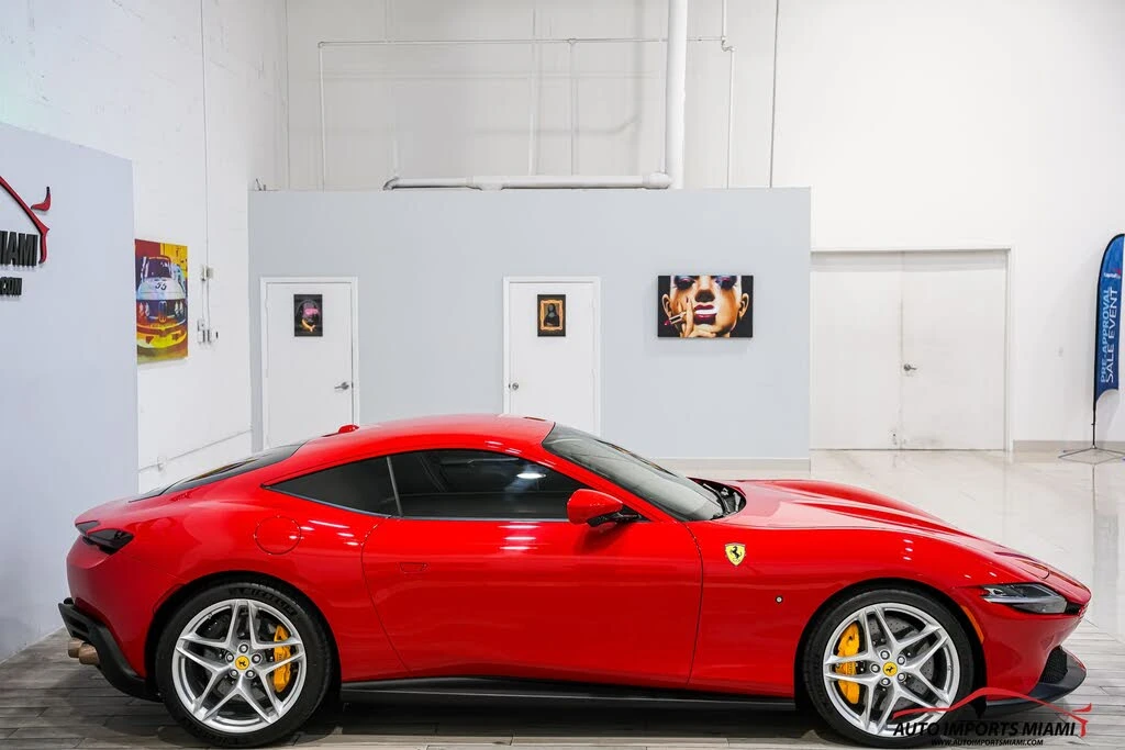 2022 Ferrari Roma - Image 23 of 31