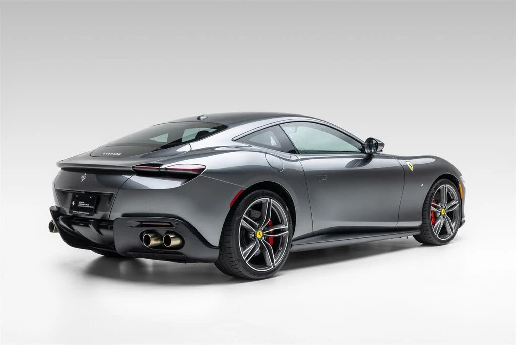 2022 Ferrari Roma - Image 8 of 31