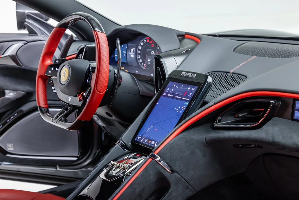 2022 Ferrari Roma - Image 29 of 31