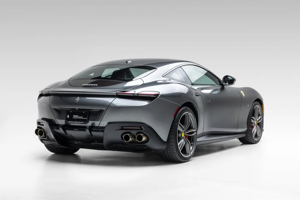2022 Ferrari Roma - Image 7 of 31