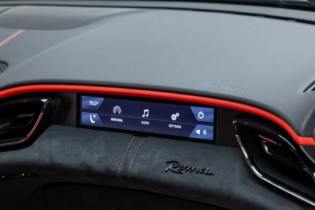 2022 Ferrari Roma - Image 31 of 31