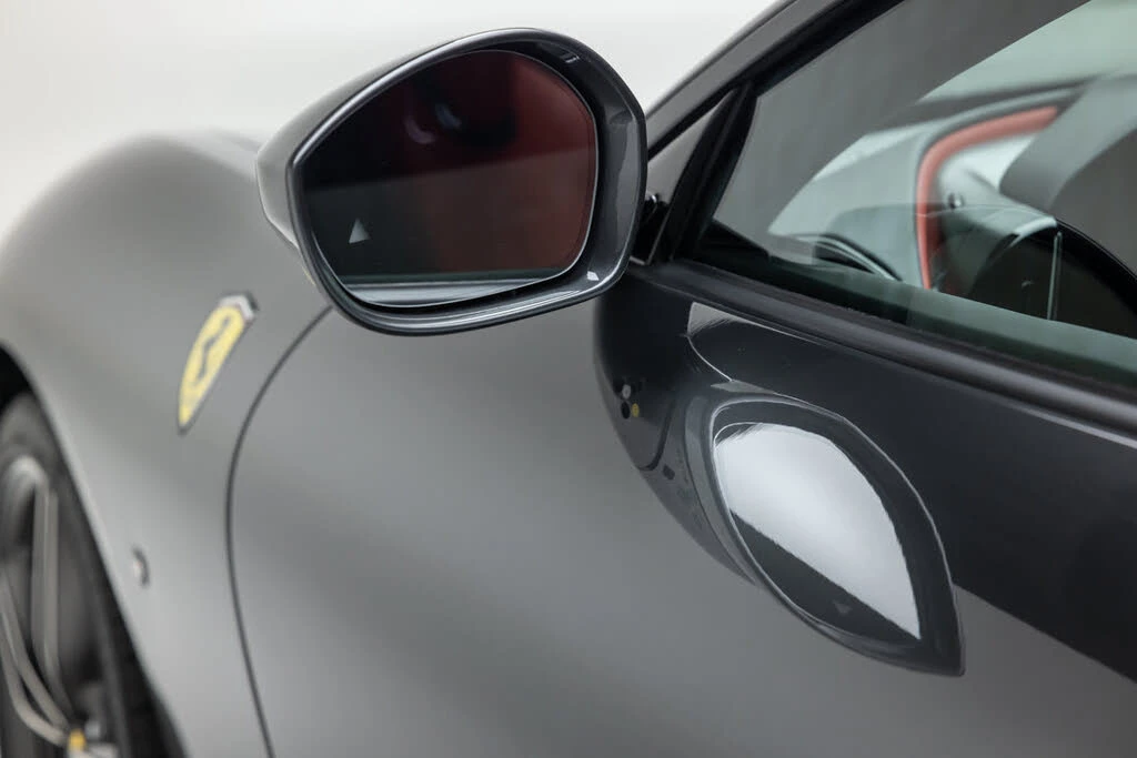 2022 Ferrari Roma - Image 19 of 31