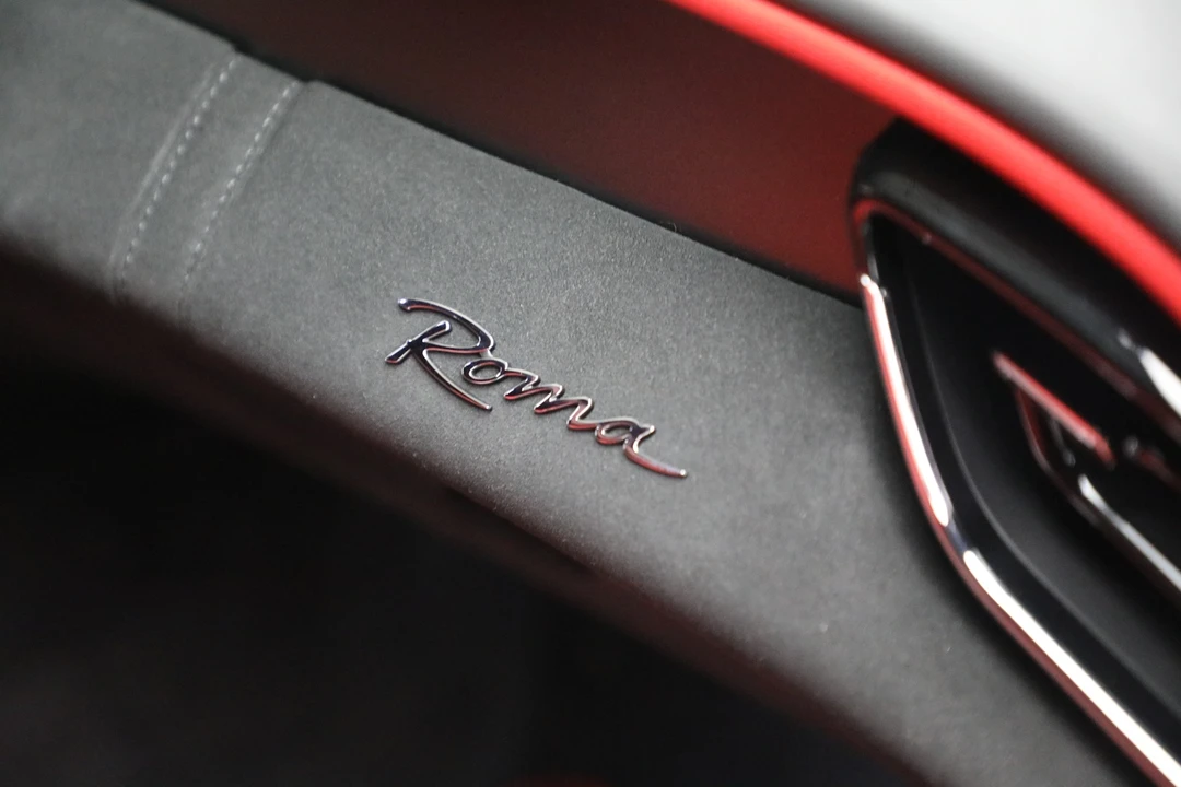 2022 Ferrari Roma - Image 24 of 29
