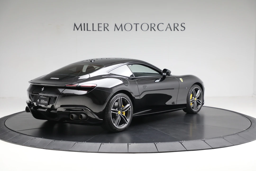 2022 Ferrari Roma - Image 8 of 29