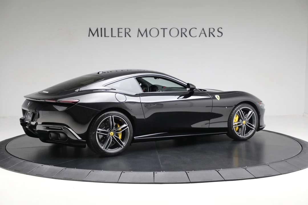 2022 Ferrari Roma - Image 9 of 29