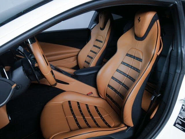 2022 Ferrari Roma - Image 5 of 6
