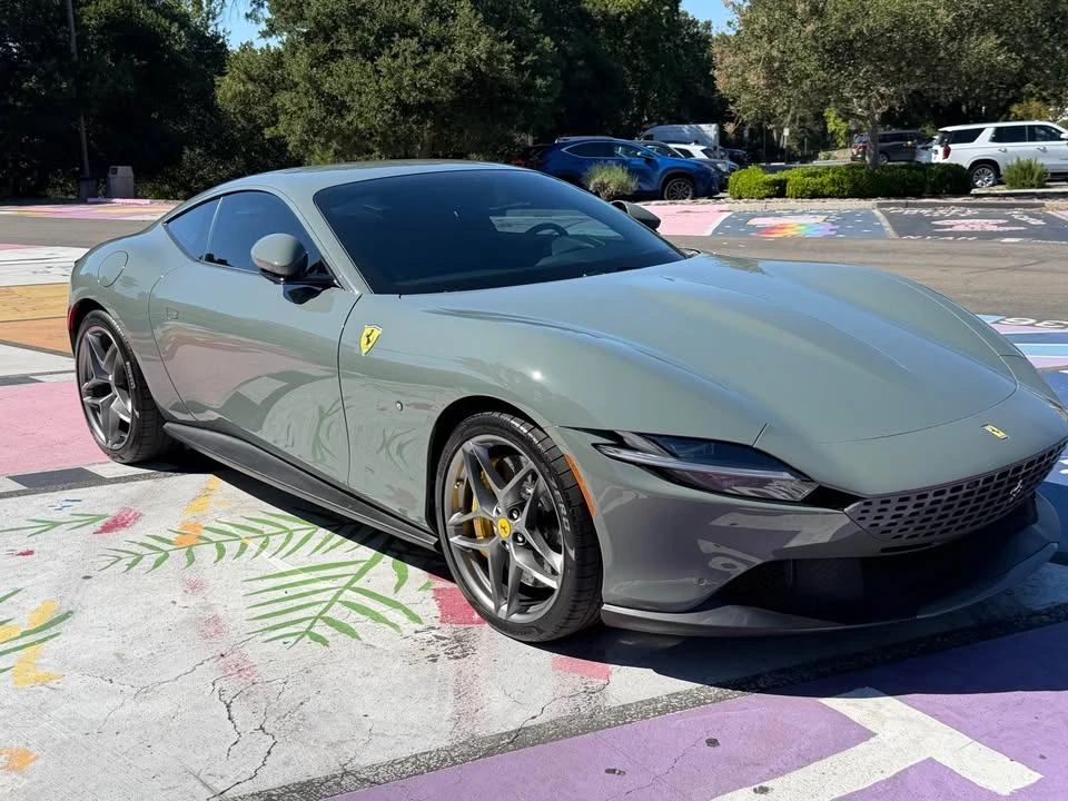 2022 Ferrari Roma - Image 9 of 19