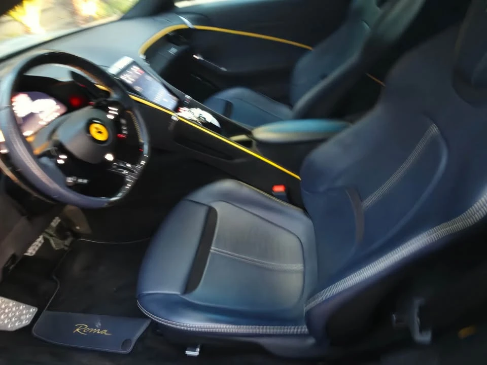 2022 Ferrari Roma - Image 13 of 19
