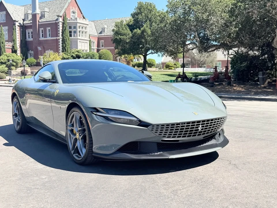 2022 Ferrari Roma - Image 19 of 20