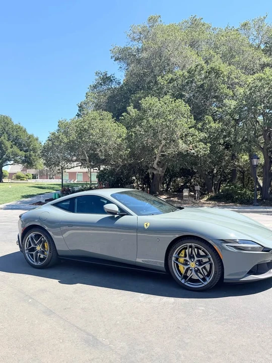 2022 Ferrari Roma - Image 11 of 20
