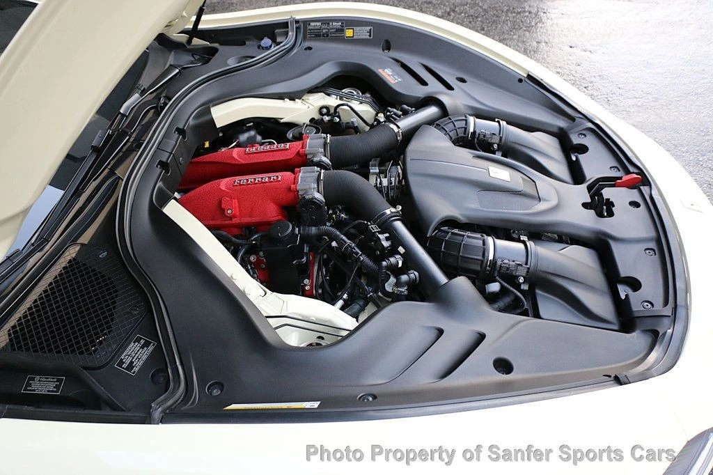 2022 Ferrari Roma - Image 10 of 12