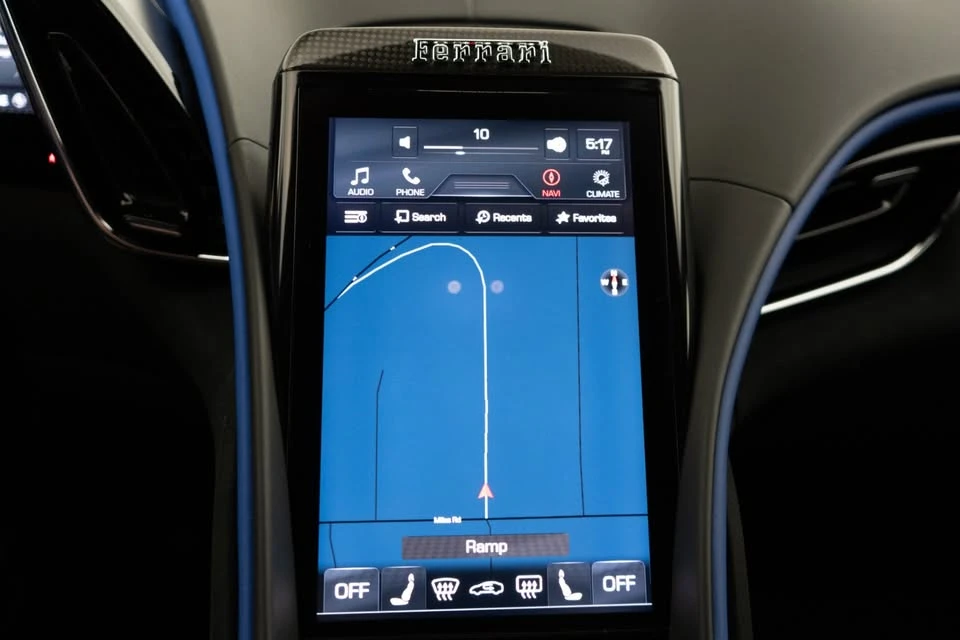 2022 Ferrari Roma - Image 13 of 15