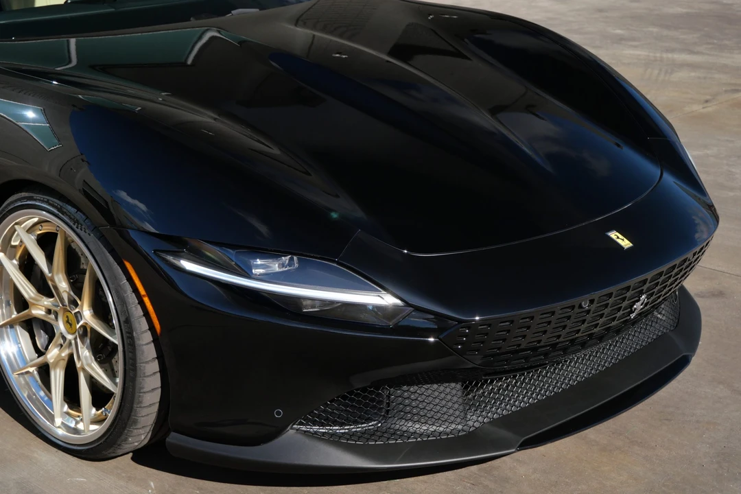 2022 Ferrari Roma - Image 17 of 31