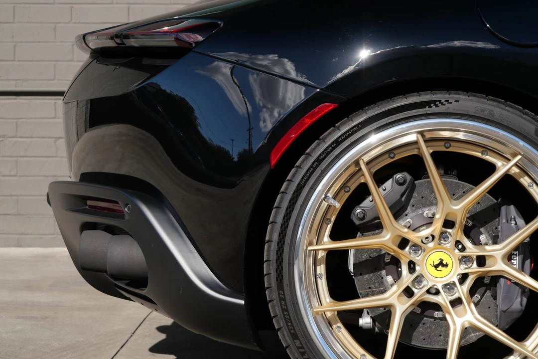 2022 Ferrari Roma - Image 31 of 31