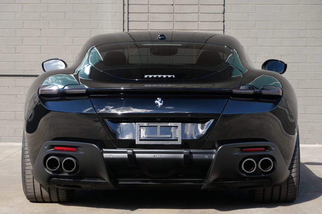 2022 Ferrari Roma - Image 11 of 31