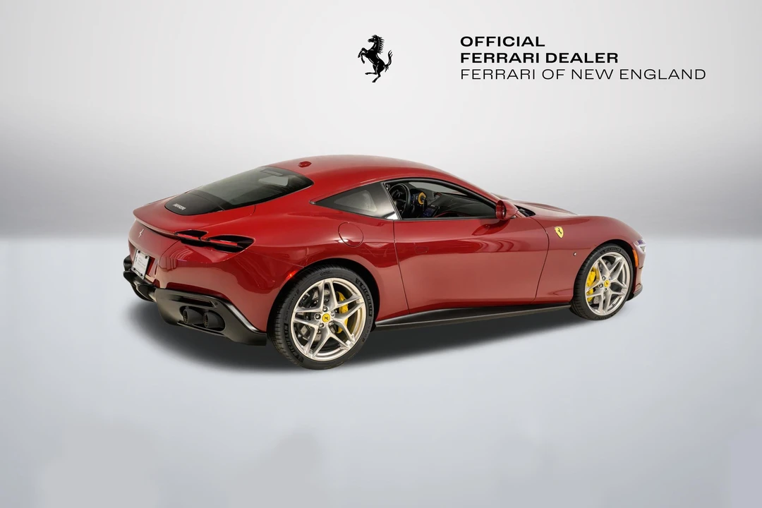2022 Ferrari Roma - Image 7 of 31