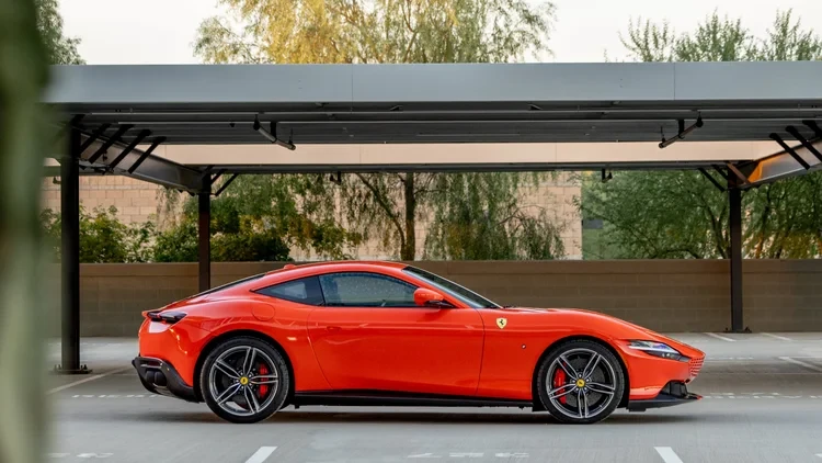 2022 Ferrari Roma - Image 10 of 21
