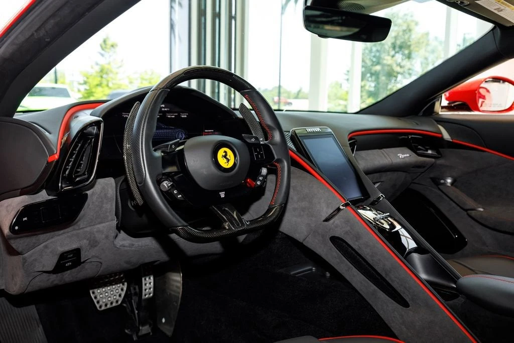 2022 Ferrari Roma - Image 19 of 31