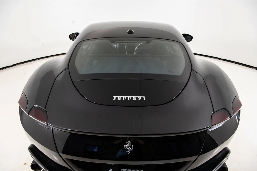 2022 Ferrari Roma - Image 28 of 31