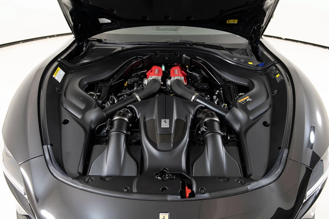 2022 Ferrari Roma - Image 30 of 31