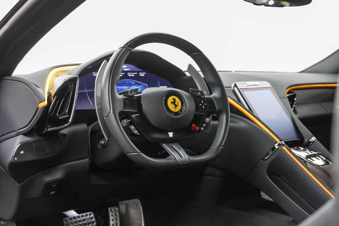 2022 Ferrari Roma - Image 4 of 31